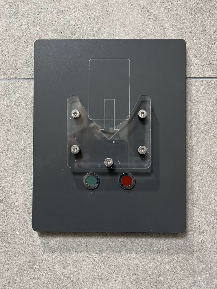 Betaald douchsysteem pashouder leeg